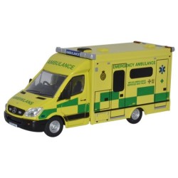 1/76 WELSH MODERN MERCEDES AMBULANCE 76MA001