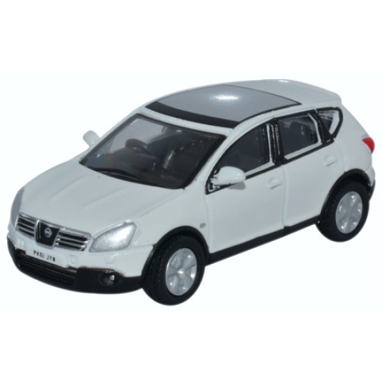 1/76 NISSAN QASHQAI WHITE 76NQ004