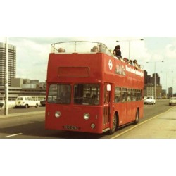 1/76 LEYLAND ATLANTEAN/MCW ROUND LONDON SIGHTSEEING TOUR (HOLMAN) 933 GTA